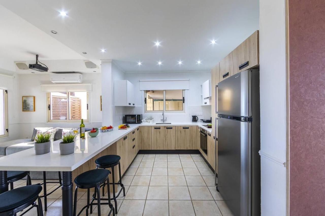 Beachfront Villa Carpe Diem Kiti Dış mekan fotoğraf