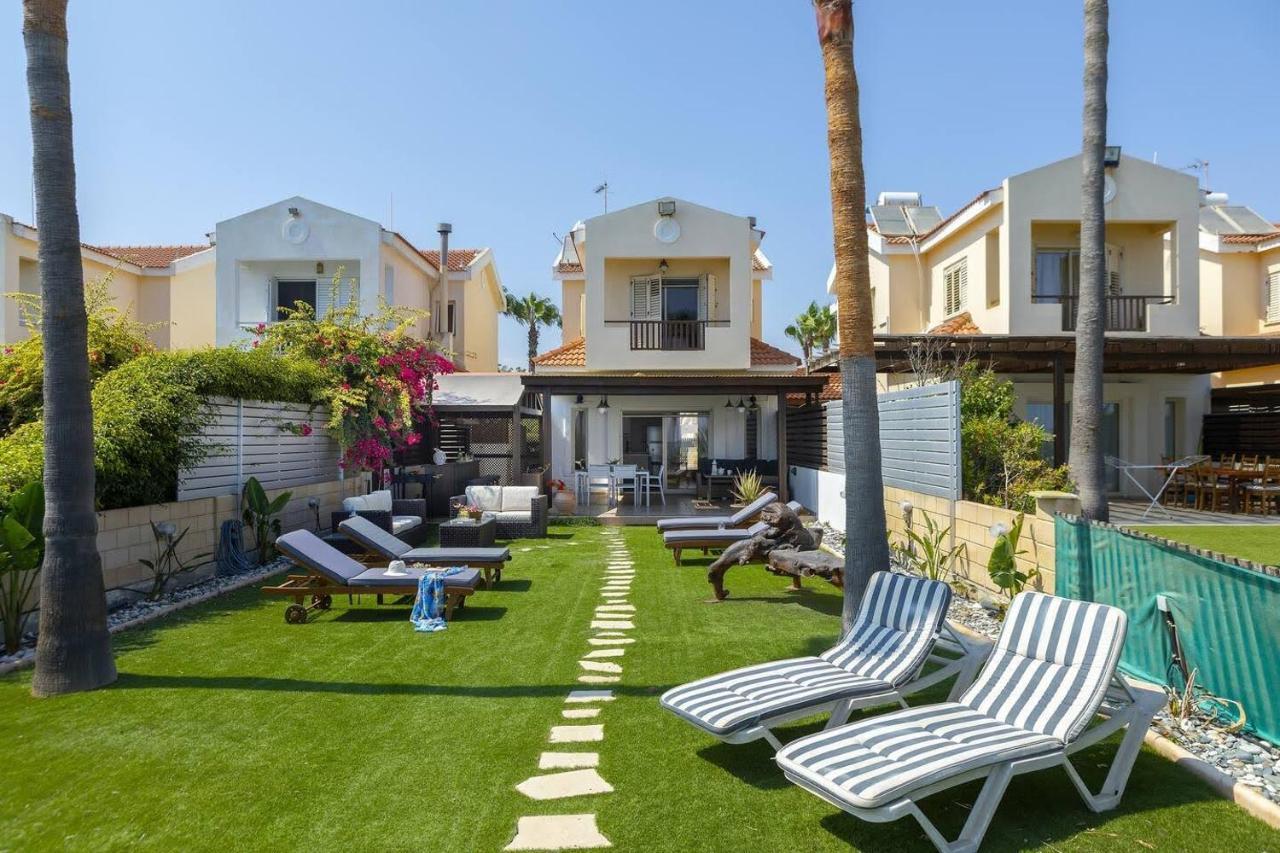 Beachfront Villa Carpe Diem Kiti Dış mekan fotoğraf