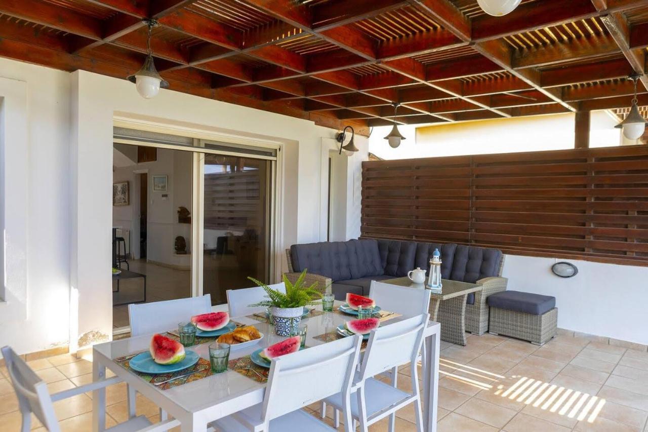 Beachfront Villa Carpe Diem Kiti Dış mekan fotoğraf