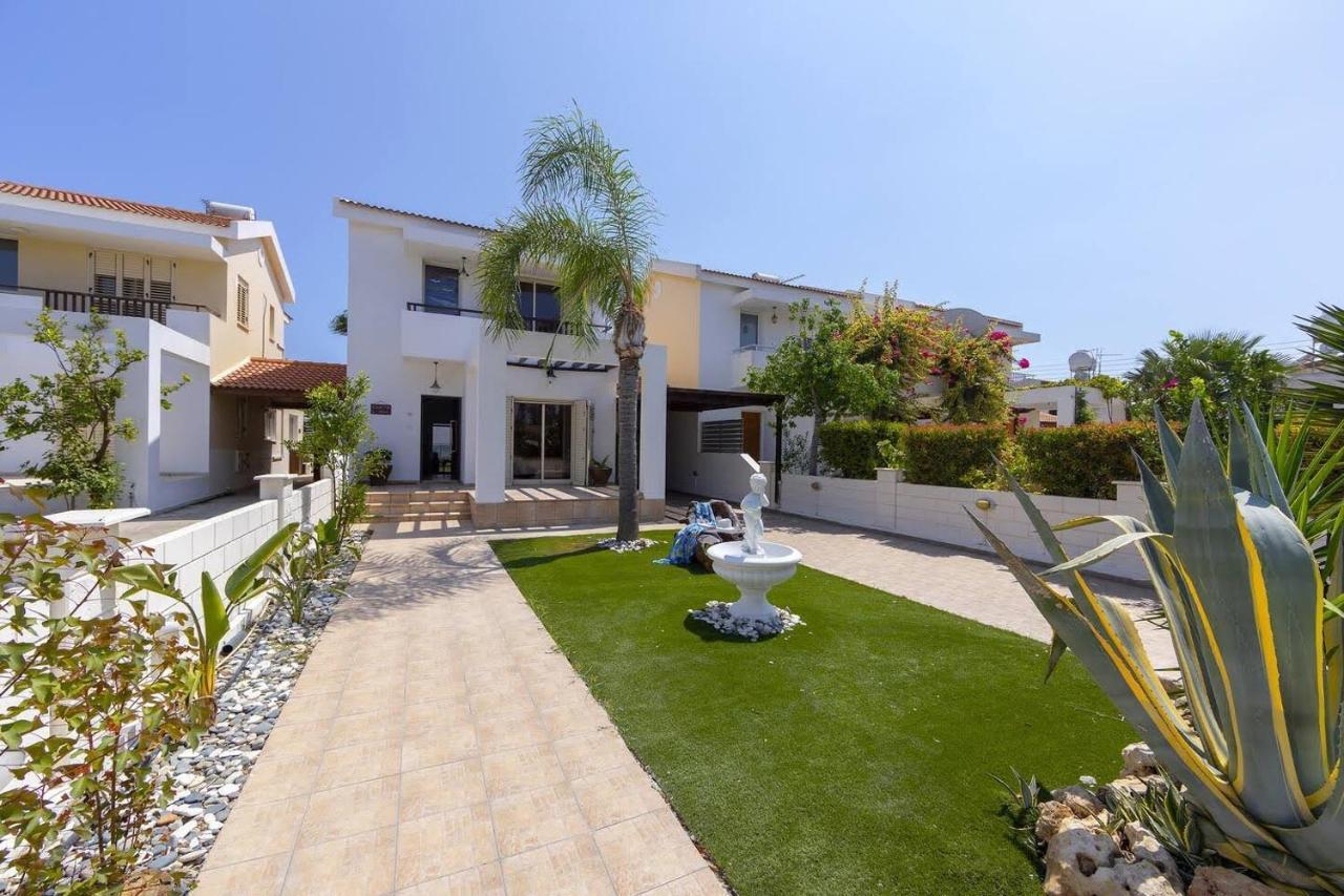 Beachfront Villa Carpe Diem Kiti Dış mekan fotoğraf