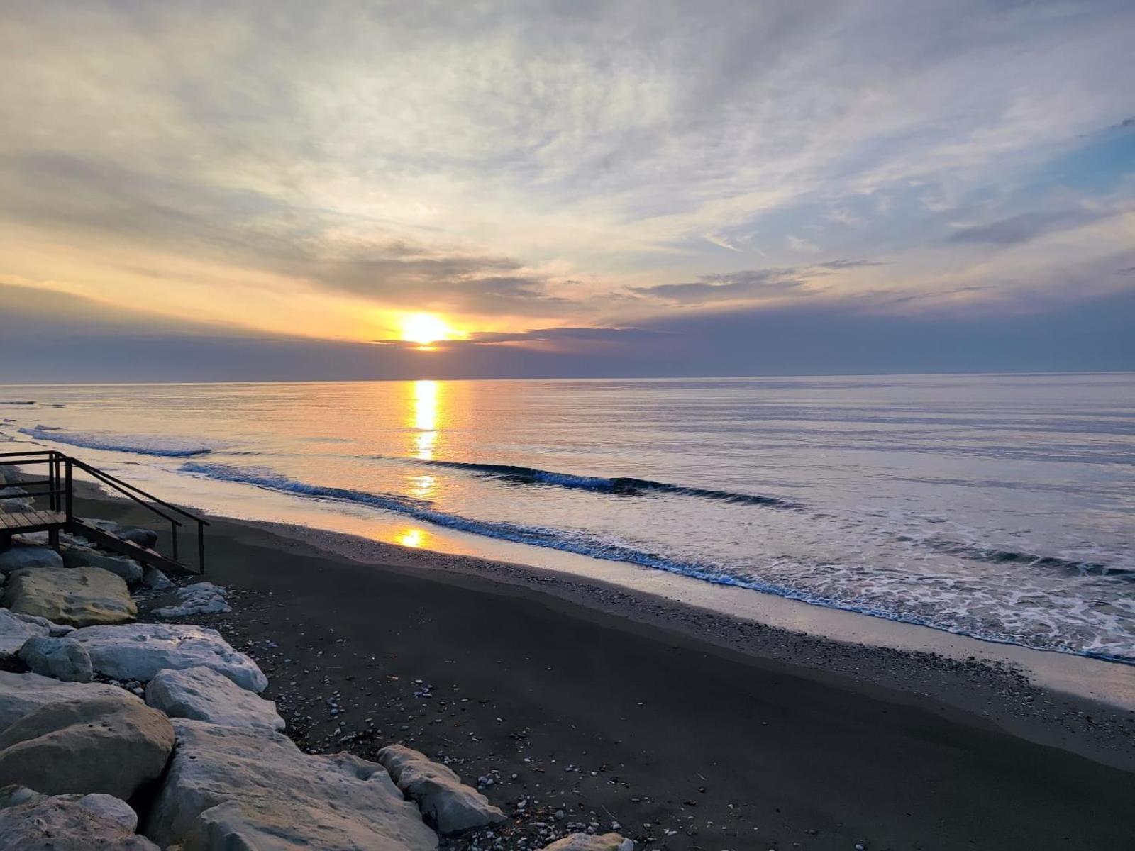 Beachfront Villa Carpe Diem Kiti Dış mekan fotoğraf